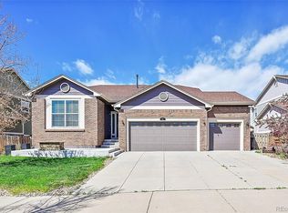 81 S Newbern Way, Aurora, CO 80018
