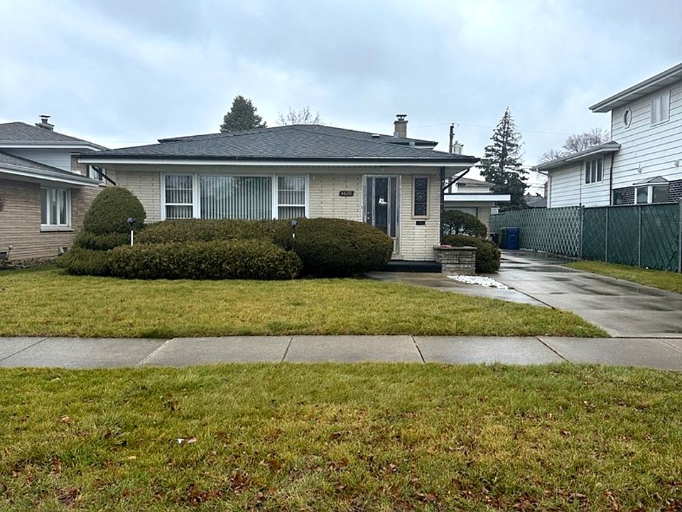 1st image of 4620 W 105th Pl