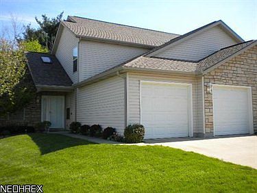 1st image of 86 Falling Water Cir