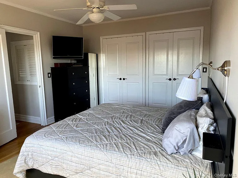 300 Main St #6K — Photo 16