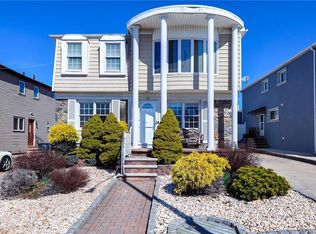 11 Rockville Ave, Staten Island, NY 10314
