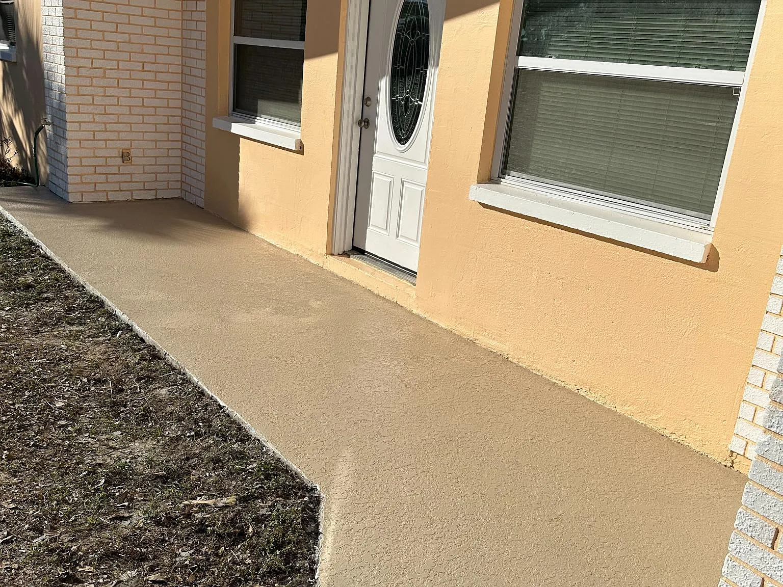 2 bed, 1128 sqft, $1,900 — Photo 3