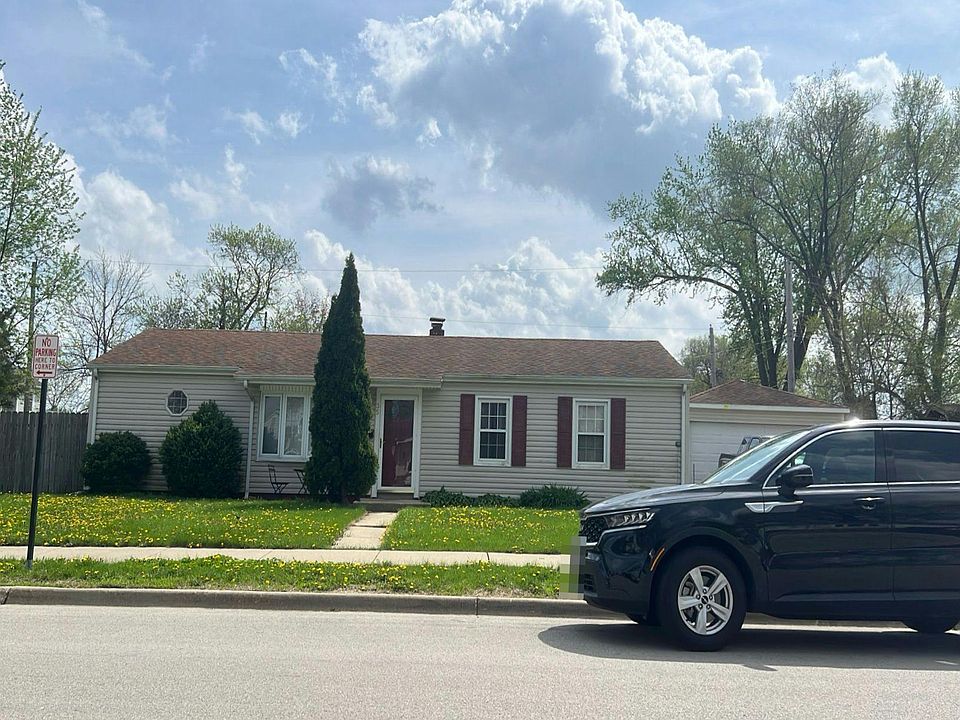 1st image of 35 Arlington Dr
