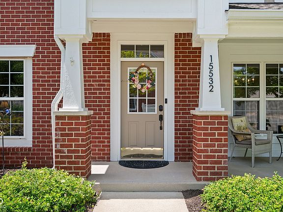 2nd image of 15532 Crofton Pl
