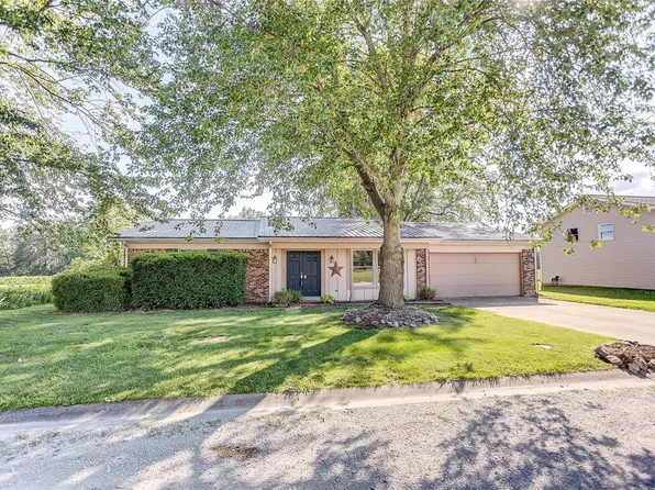 105 Mimosa Dr, Ellis Grove, IL 62241