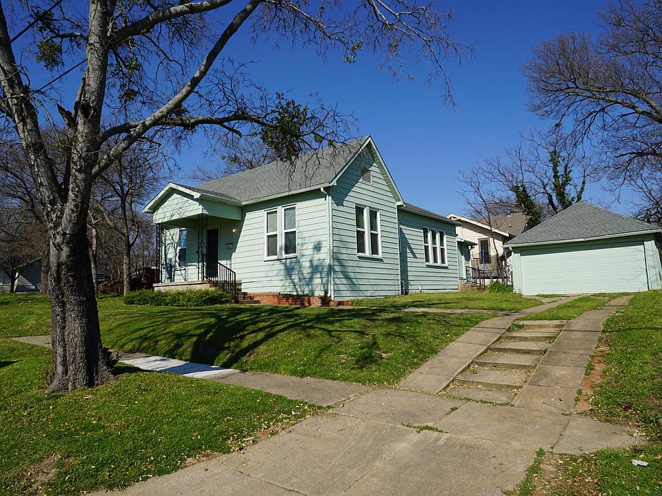 1st image of 121 N Highland Ave