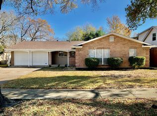 2820 Live Oak Dr, Mesquite, TX 75150