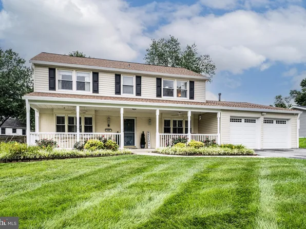 3402 Morlock Ln, Bowie, MD 20715