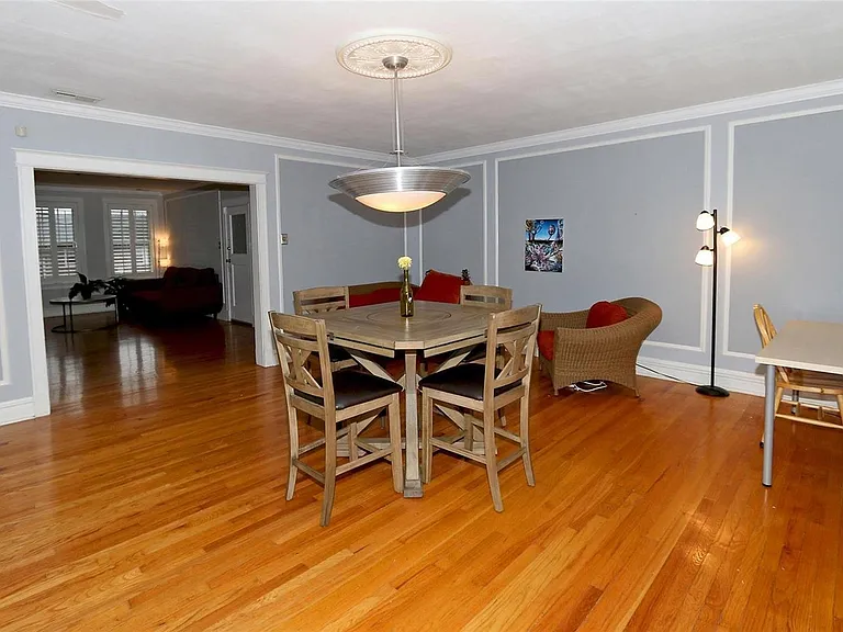 6226 Northwood Ave #3W — Photo 10