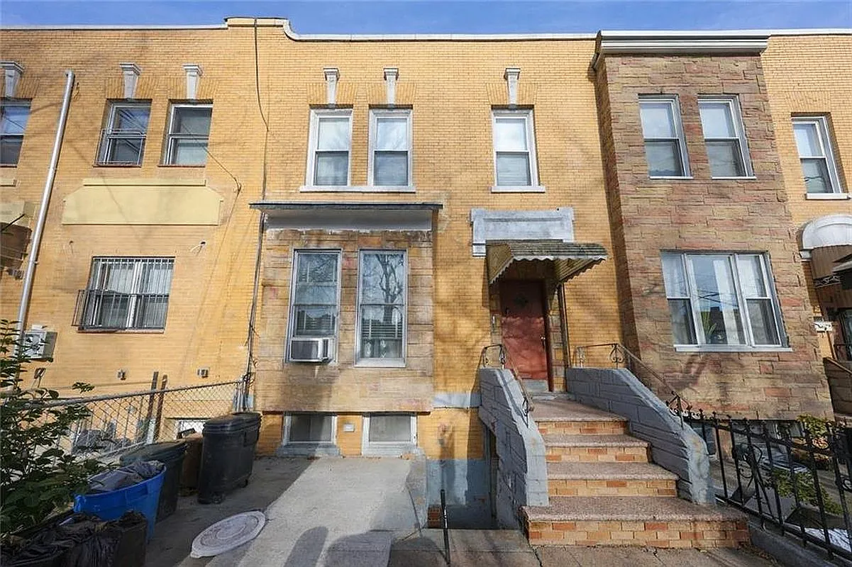 1337 71st St photo 1