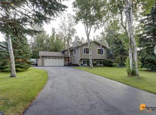 3861 Amber Bay Loop, Anchorage, AK 99515