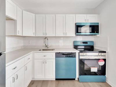 20 Abbey Lane #201, Delray Beach, FL, 33446