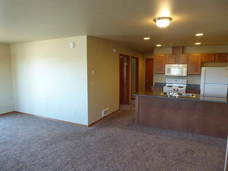 2202 Mercedes Dr #104 — Photo 3