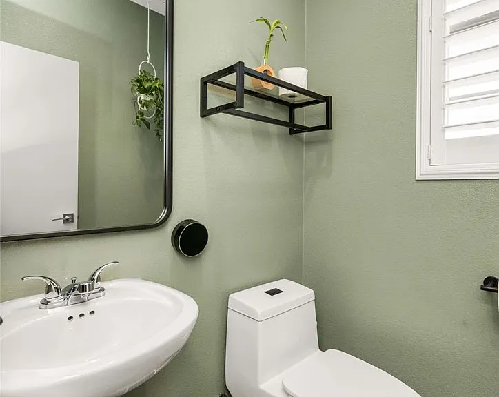 123 E Knox Dr — Photo 36