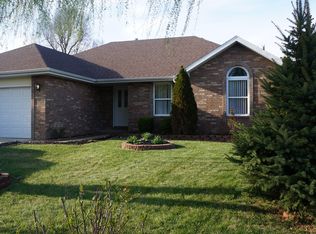 3661 W Page St, Springfield, MO 65802