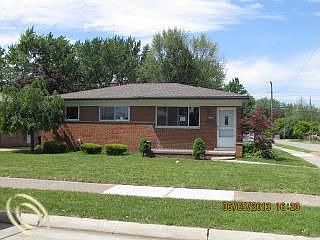 1st image of 22127 Hoffman St