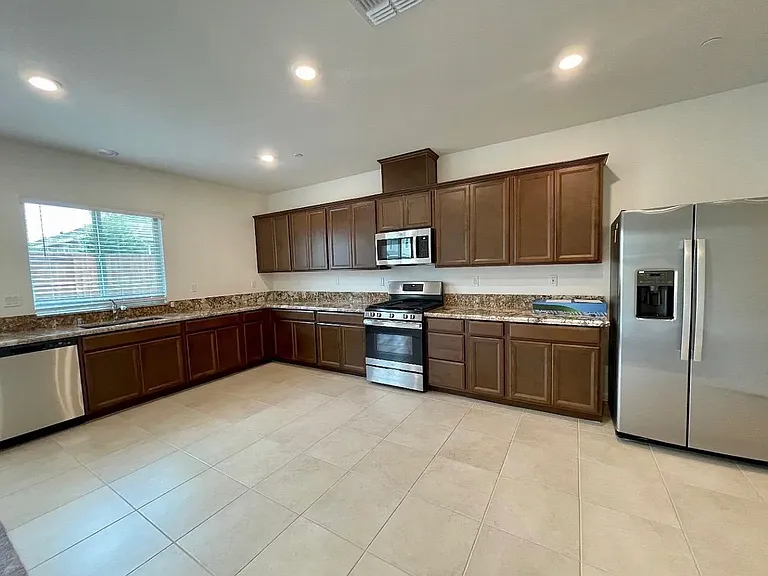 9016 Osterville Dr — Photo 5