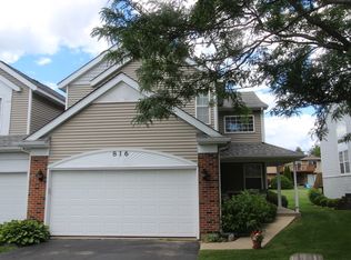 816 Twelve Oaks Pkwy, Woodstock, IL 60098