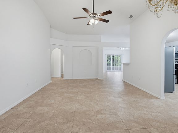 3rd image of 3015 Elbib Dr #1
