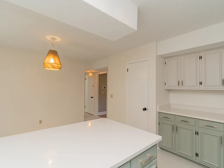 7830 Cove Ridge Dr — Photo 13