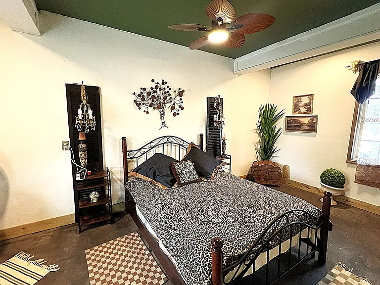 2503 River Crest Dr #1 — Photo 16
