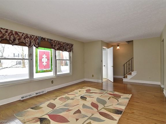 5th image of 4189 Bushnell Rd