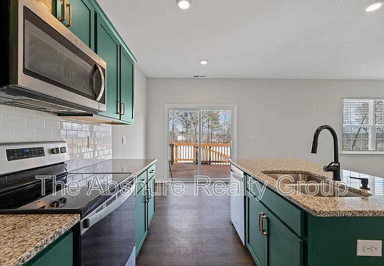 49 River Bank Rd — Photo 20
