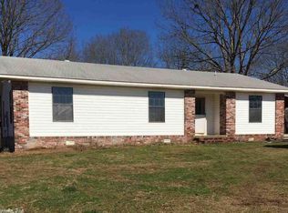 427 Rockhouse Rd, Pearcy, AR 71964