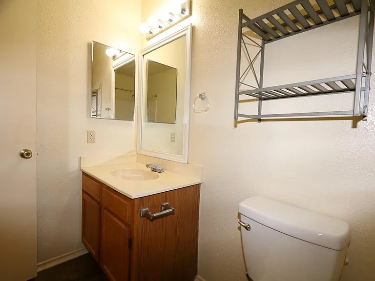 10031 Red Wolf Ln — Photo 13