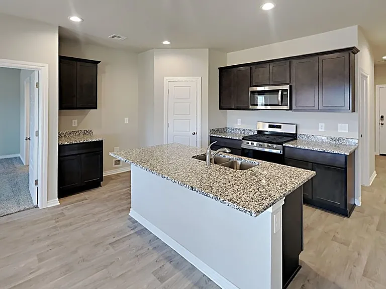 4112 Moonlight Rd — Photo 4