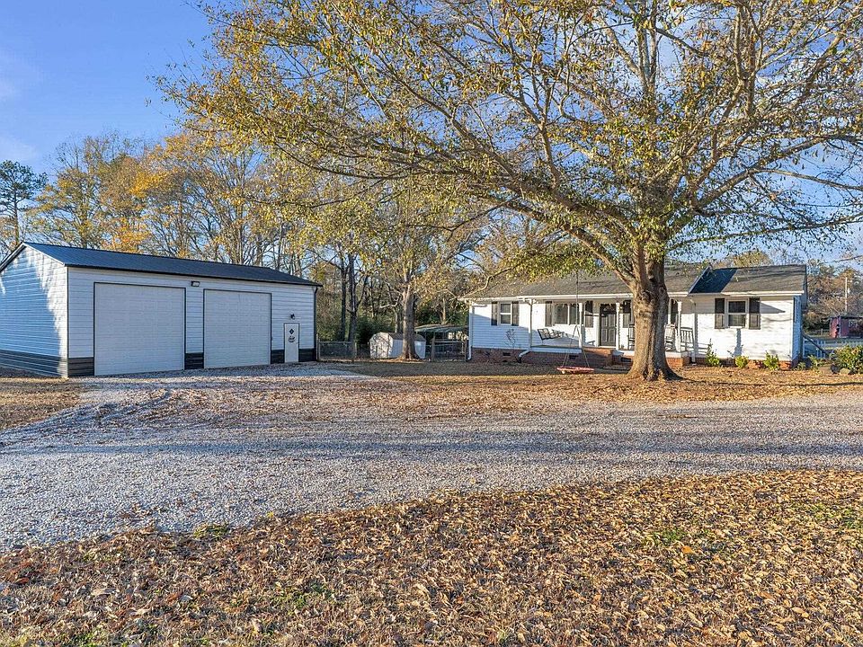 1st image of 4105 Six & Twenty Rd