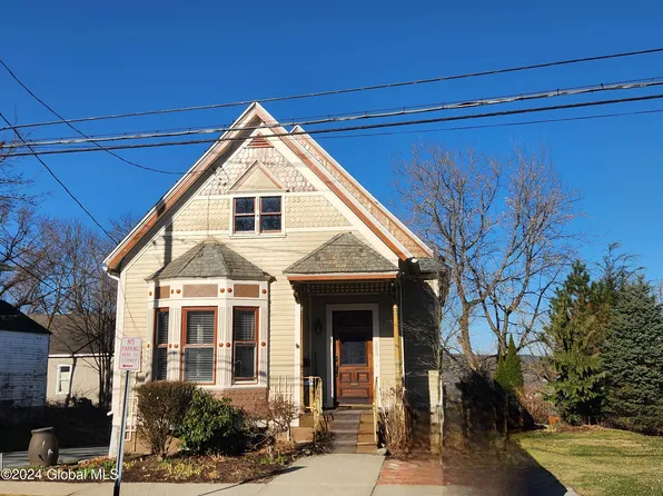 253 Stow Avenue, Troy, NY 12180
