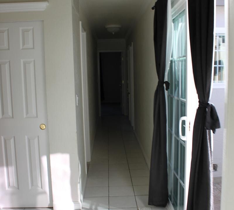 1st image of 1446 Courtyard Dr