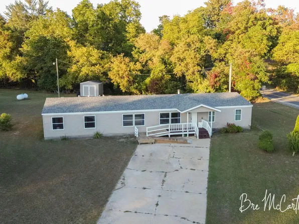 100 Hilltop Dr, Hart, MI 49420
