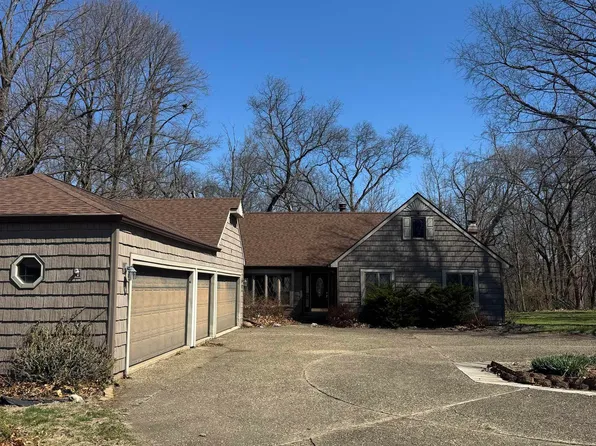 108 Royal Vista Dr, East Peoria, IL 61611