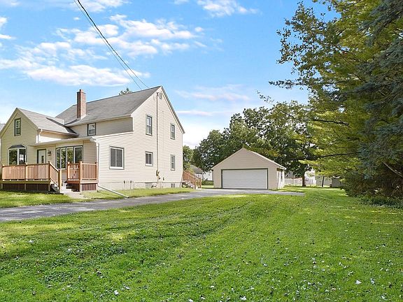 2nd image of 5786 River ROAD