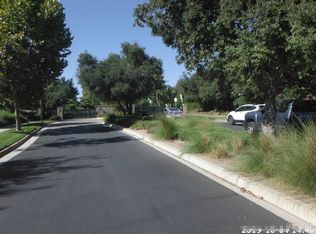 26946 Shadow Tree Ln, Valencia, CA 91381