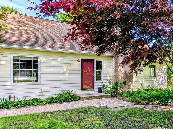434 Woodruff Rd, Rush, NY 14543