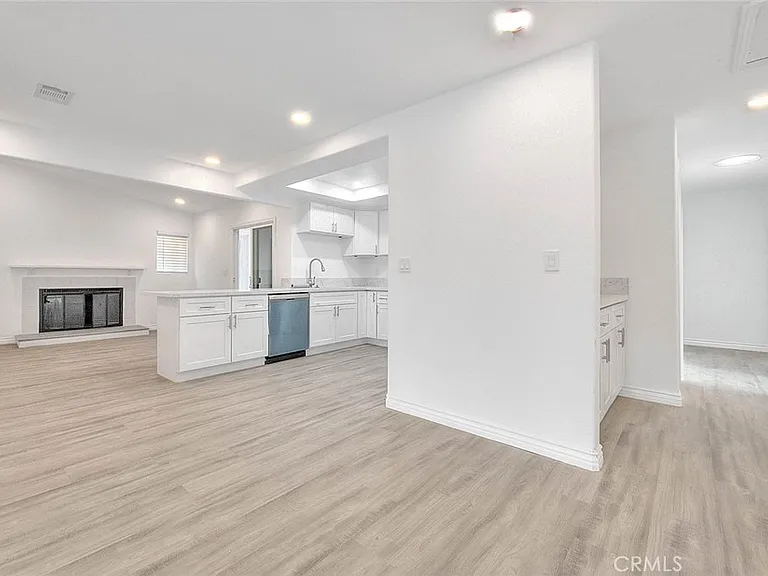 2682 Vista Laguna Ter — Photo 3