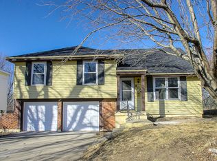 8006 E 105th St, Kansas City, MO 64134