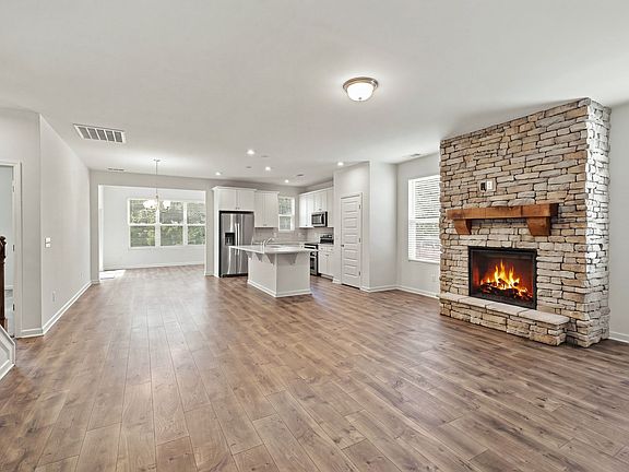 5th image of 2915 Pomoa Pl