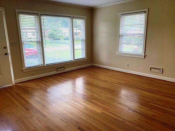 3rd image of 3806 Willmar Ave