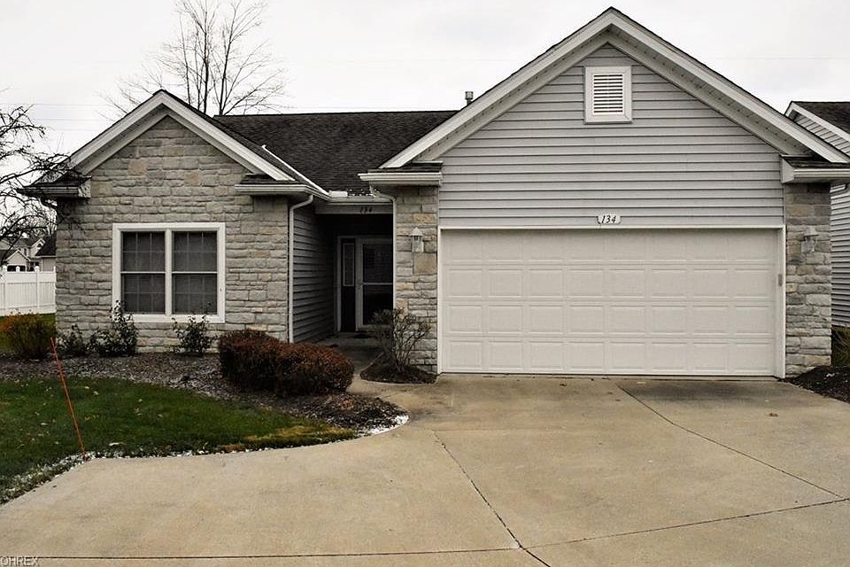 1st image of 134 Bears Paw Dr