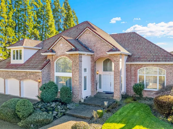 822 NW Turnberry Ter, Beaverton, OR 97006