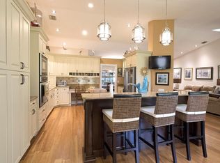 6885 Sun River Rd, Boynton Beach, FL 33437