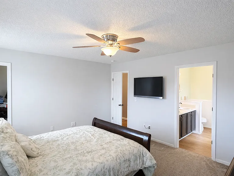275 Dunning Rd — Photo 11