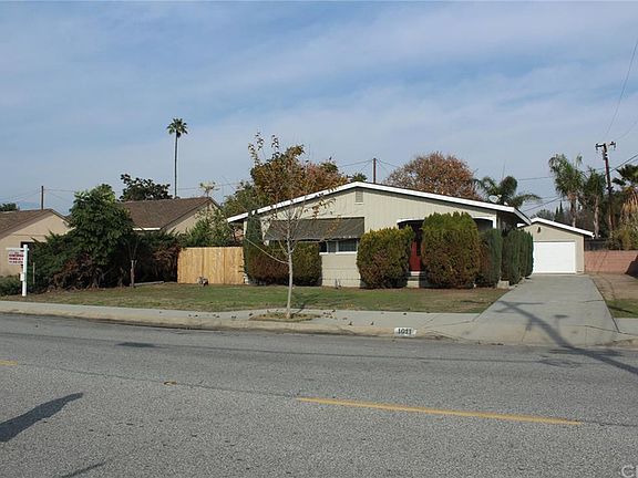 2nd image of 1011 W Vine Ave