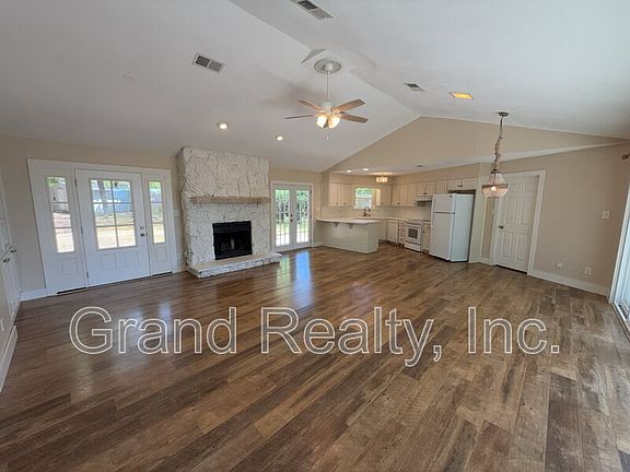 4th image of 7401 Bernadette Dr