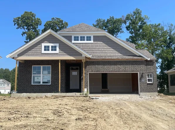 1742 Goldfinch Ln #131, Milford, OH 45150