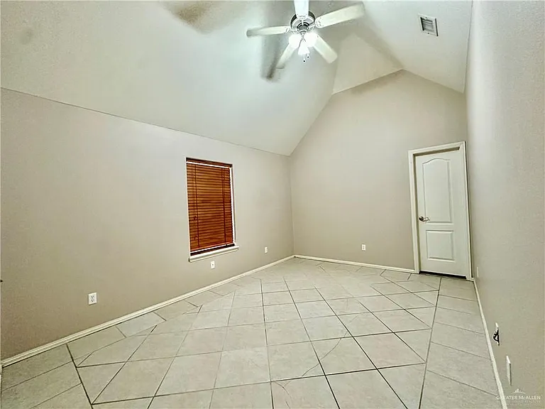 4104 San Roman St — Photo 23